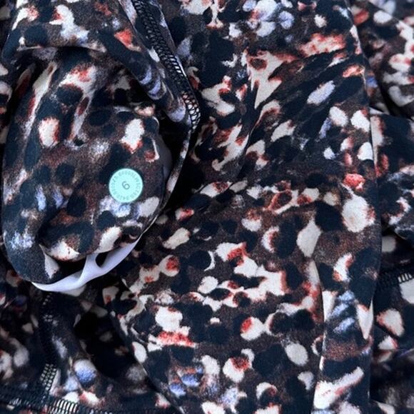 Lululemon Invigorate High-Rise Tight Leggings 25" Motion Flux Multi Athletic 6 - Picture 6 of 6